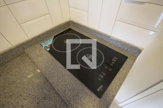 Cozinha de apartamento para alugar com 1 quarto, 33m² em Vila Mariana, São Paulo
