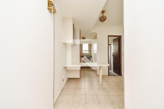 Entrada de apartamento para alugar com 1 quarto, 30m² em Bela Vista, São Paulo