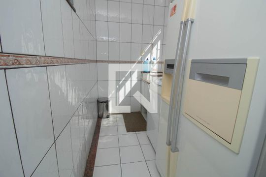 Área de Serviço de casa para alugar com 3 quartos, 600m² em Chacrinha, Duque de Caxias