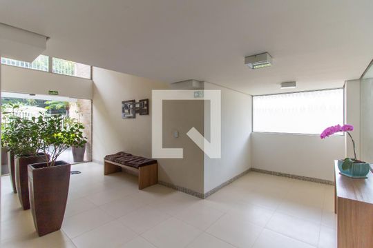 Hall social de apartamento para alugar com 2 quartos, 62m² em Vila Romana, São Paulo