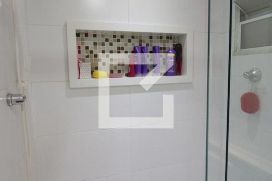 Banheiro de apartamento à venda com 2 quartos, 70m² em Cachambi, Rio de Janeiro
