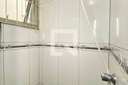Box do Banheiro de kitnet/studio à venda com 1 quarto, 30m² em Centro, São Leopoldo