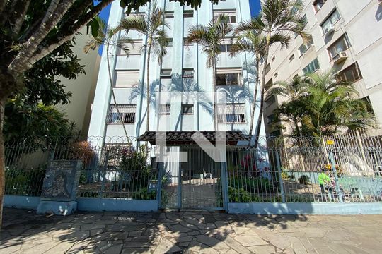 Fachada do Condomínio de kitnet/studio à venda com 1 quarto, 30m² em Centro, São Leopoldo