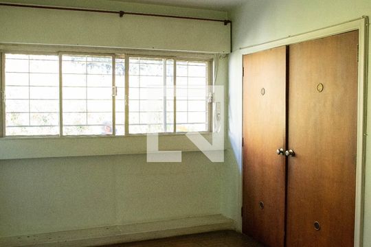 Quarto 1 de casa à venda com 4 quartos, 240m² em Alto da Lapa, São Paulo