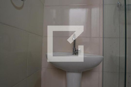 Banheiro Social de casa à venda com 2 quartos, 88m² em Vista Alegre, Rio de Janeiro