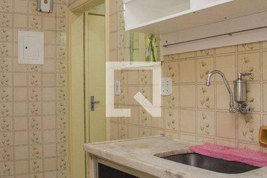 Cozinha de apartamento à venda com 2 quartos, 60m² em Méier, Rio de Janeiro