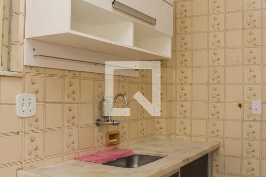Cozinha de apartamento à venda com 2 quartos, 60m² em Méier, Rio de Janeiro
