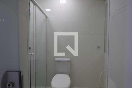 Banheiro de casa de condomínio à venda com 2 quartos, 74m² em Rio Branco, Canoas