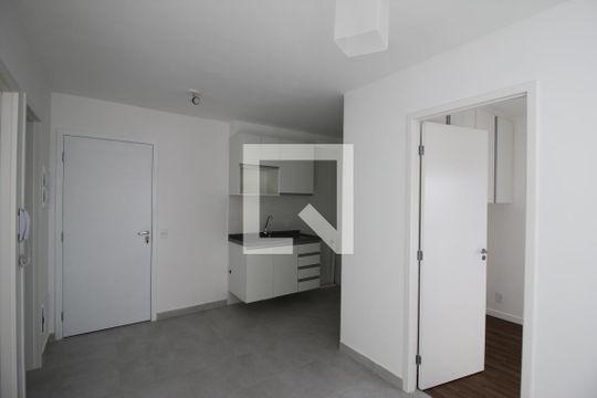 Sala de apartamento para alugar com 2 quartos, 34m² em Jardim Taquaral, São Paulo