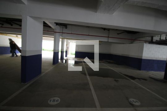 Garagem de apartamento para alugar com 2 quartos, 34m² em Jardim Taquaral, São Paulo
