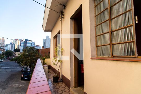 Varanda de casa à venda com 2 quartos, 200m² em Vila Guarani (z Sul), São Paulo