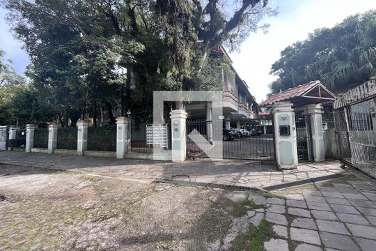 Fachada do Condomínio de casa à venda com 3 quartos, 238m² em Ipanema, Porto Alegre