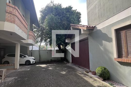 Área comum de casa à venda com 3 quartos, 238m² em Ipanema, Porto Alegre