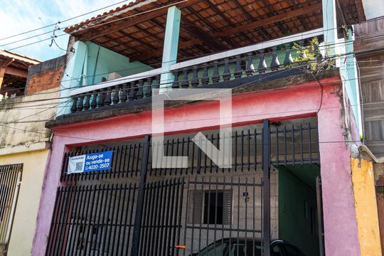 Fachada de casa à venda com 8 quartos, 250m² em Jardim Rizzo, Guarulhos