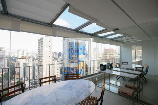 Varanda de apartamento à venda com 1 quarto, 83m² em Cerqueira César, São Paulo