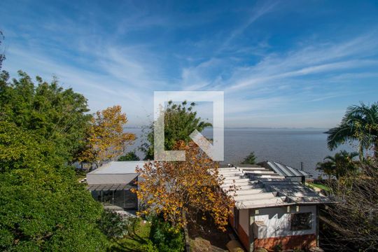 Vista de casa para alugar com 4 quartos, 297m² em Tristeza, Porto Alegre
