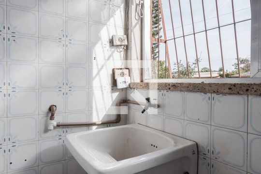 Área de Serviço de apartamento para alugar com 2 quartos, 65m² em Protásio Alves, Porto Alegre