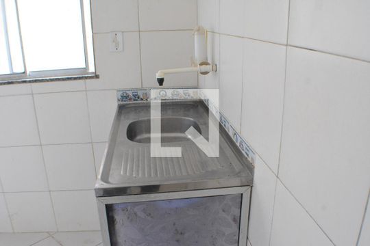 Cozinha de apartamento para alugar com 2 quartos, 53m² em Arraial do Retiro, Salvador