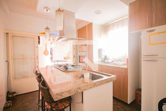 cozinha de casa à venda com 3 quartos, 240m² em Vila Isolina Mazzei, São Paulo