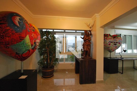 Sala de apartamento à venda com 4 quartos, 400m² em Petrópolis, Porto Alegre