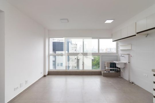 Sala de apartamento para alugar com 2 quartos, 40m² em Jardim Paraíso, São Paulo