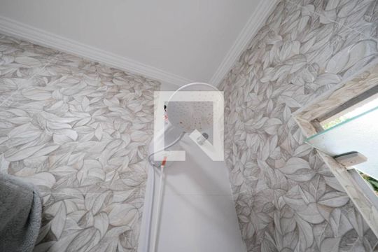 Banheiro da Suíte 2 de casa à venda com 4 quartos, 180m² em Parque Boturussu, São Paulo