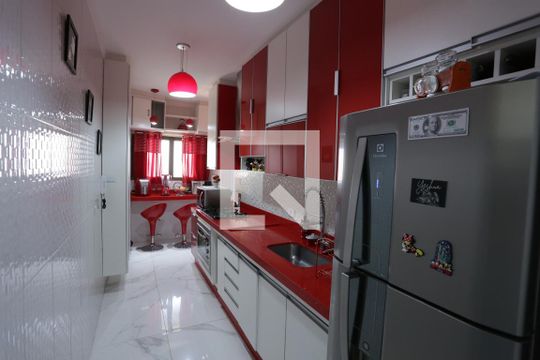Cozinha de apartamento para alugar com 4 quartos, 200m² em Vila Nova Savoia, São Paulo