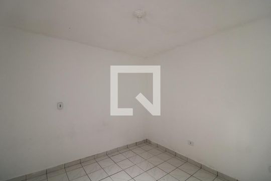 Quarto de casa à venda com 3 quartos, 110m² em Jardim Itápolis, São Paulo