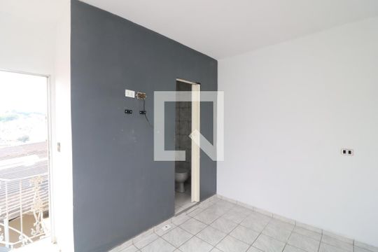Suíte  de casa à venda com 3 quartos, 110m² em Jardim Itápolis, São Paulo