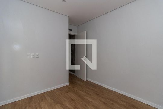 Suite de apartamento para alugar com 2 quartos, 75m² em Moinhos de Vento, Porto Alegre