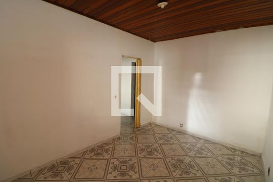 Quarto 1 de casa à venda com 2 quartos, 120m² em Capão do Embira, São Paulo