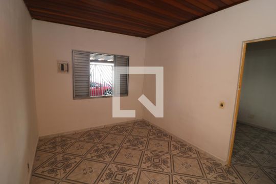 Quarto 1 de casa à venda com 2 quartos, 120m² em Capão do Embira, São Paulo
