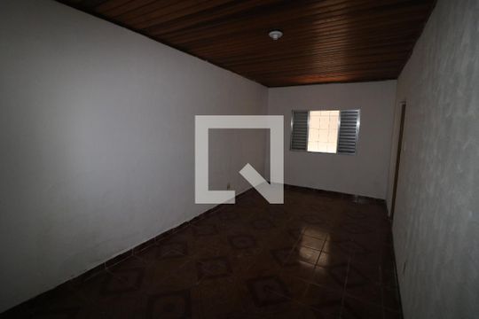 Quarto 2 de casa à venda com 2 quartos, 120m² em Capão do Embira, São Paulo