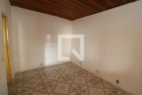 Quarto 1 de casa à venda com 2 quartos, 120m² em Capão do Embira, São Paulo