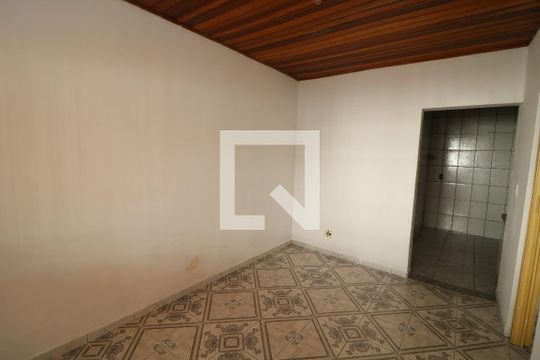 Sala de casa à venda com 2 quartos, 120m² em Capão do Embira, São Paulo