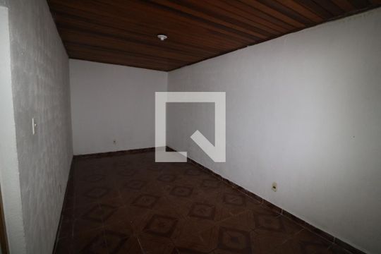 Quarto 2 de casa à venda com 2 quartos, 120m² em Capão do Embira, São Paulo