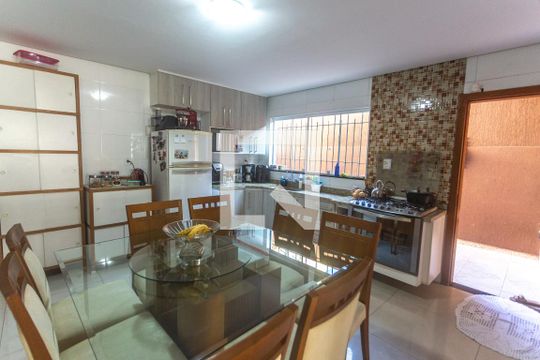 Cozinha de casa à venda com 4 quartos, 360m² em Jordanópolis, São Bernardo do Campo