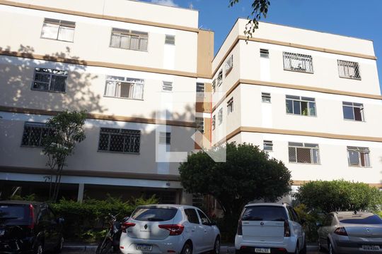 Fachada do bloco de apartamento à venda com 2 quartos, 58m² em Santa Amélia, Belo Horizonte