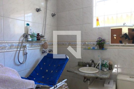 Banheiro da Suíte 1 de casa à venda com 3 quartos, 200m² em Vila São João, Guarulhos
