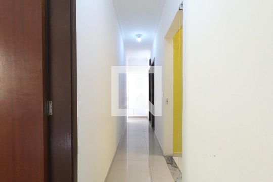 Corredor de casa à venda com 3 quartos, 200m² em Vila São João, Guarulhos