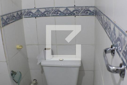 Banheiro de apartamento à venda com 2 quartos, 52m² em Taquara, Rio de Janeiro