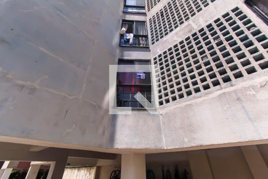 Placa de apartamento à venda com 2 quartos, 56m² em Canindé, São Paulo