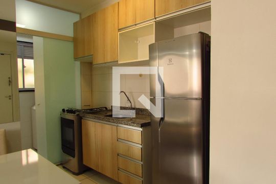Cozinha de apartamento para alugar com 2 quartos, 41m² em Jardim Alvorada , São Paulo