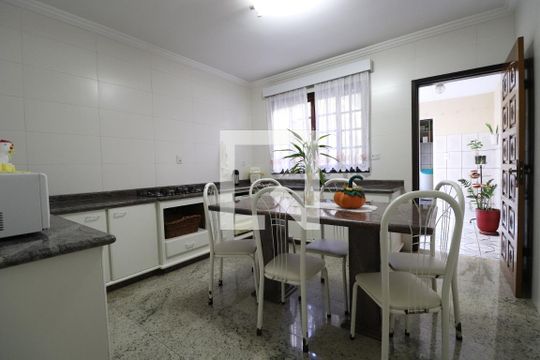 Cozinha de casa à venda com 3 quartos, 150m² em Jardim Las Vegas, Guarulhos