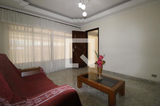 Sala 1 de casa à venda com 3 quartos, 150m² em Jardim Las Vegas, Guarulhos