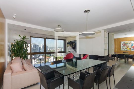 Apartamento à venda com 3 quartos, 121m² em Três Figueiras, Porto Alegre