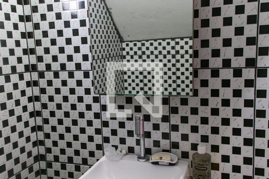 Lavabo de casa à venda com 2 quartos, 225m² em Jardim Julieta, São Paulo