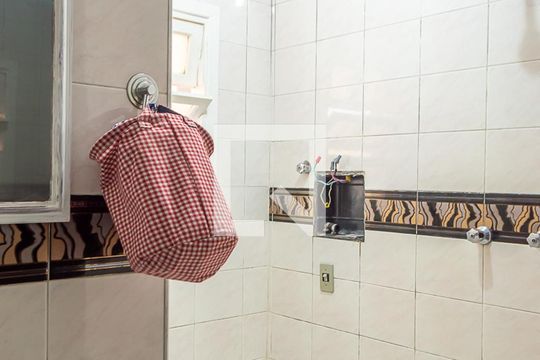 Banheiro de casa para alugar com 4 quartos, 120m² em Jardim Wallace Simonsen, São Bernardo do Campo
