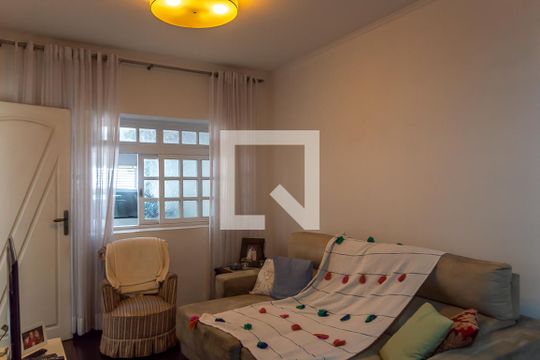 Sala de casa para alugar com 4 quartos, 120m² em Jardim Wallace Simonsen, São Bernardo do Campo