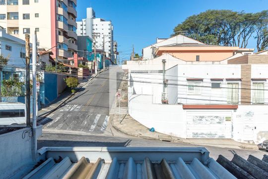 Vista do Quarto 1 de casa para alugar com 4 quartos, 120m² em Jardim Wallace Simonsen, São Bernardo do Campo